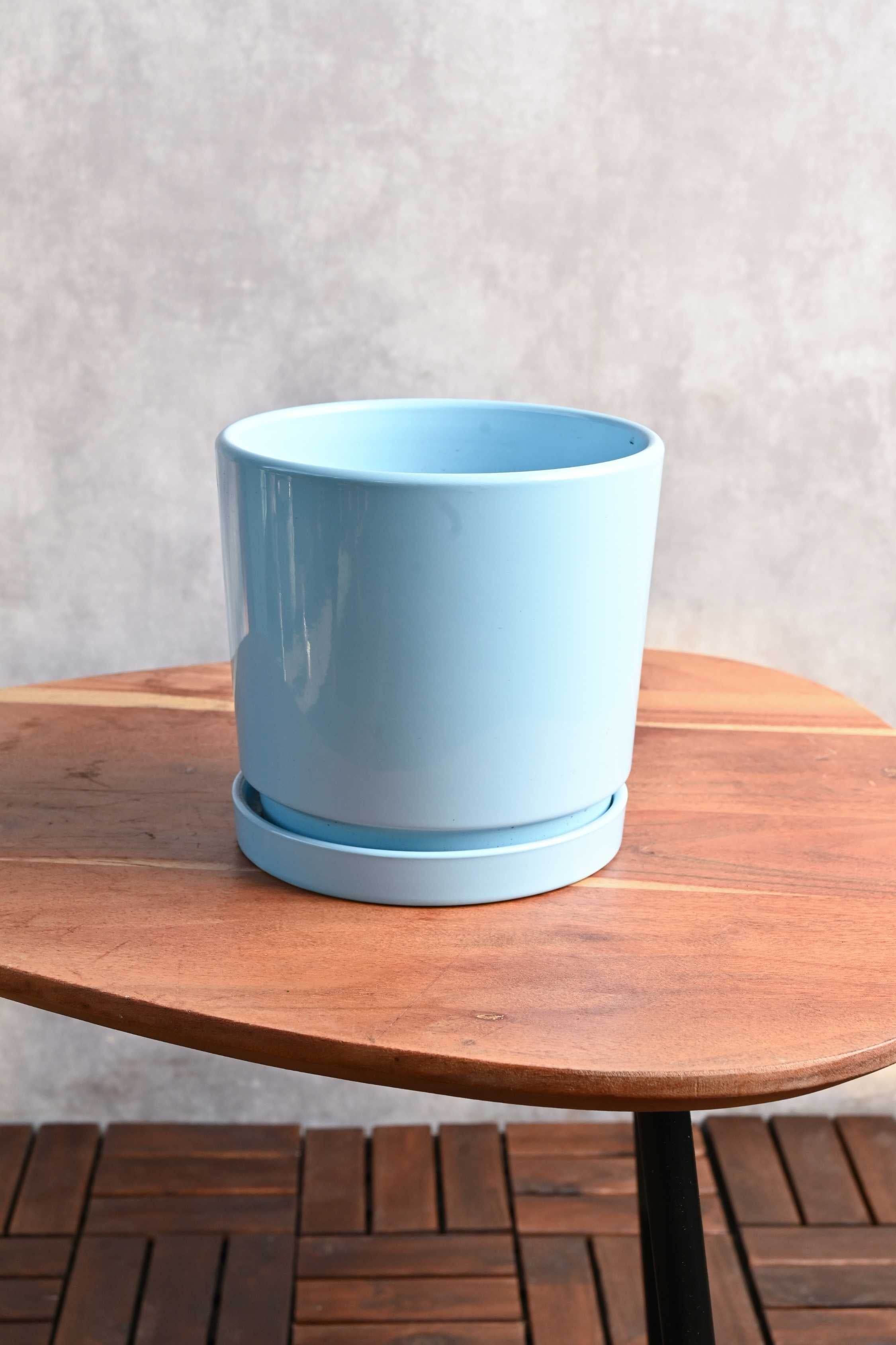 Ceramic Planters Gentle Conical Ceramic Planter with Plate Gentle Conical Ceramic Planter with Plate