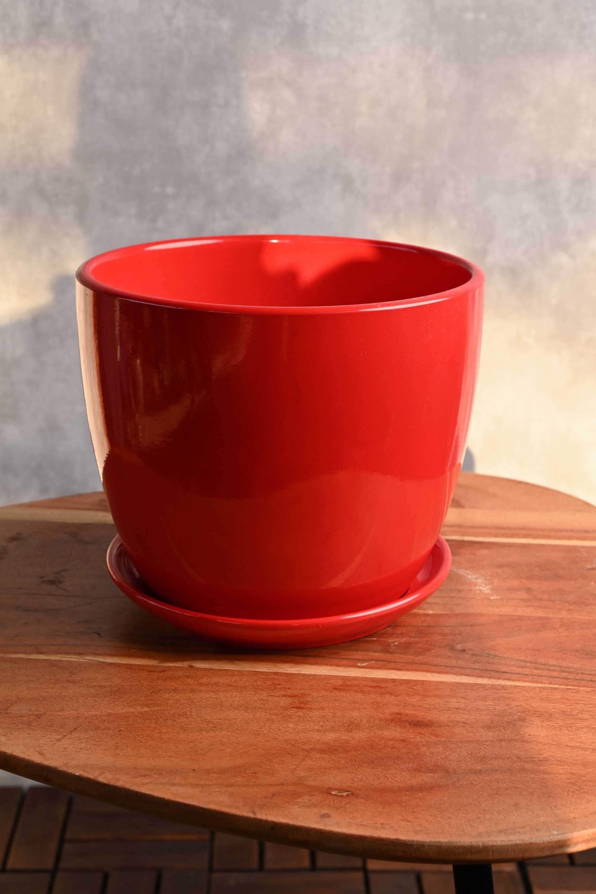 Ceramic Planters Rounded Tapered Ceramic Planter with Plate Rounded Tapered Ceramic Planter with Plate