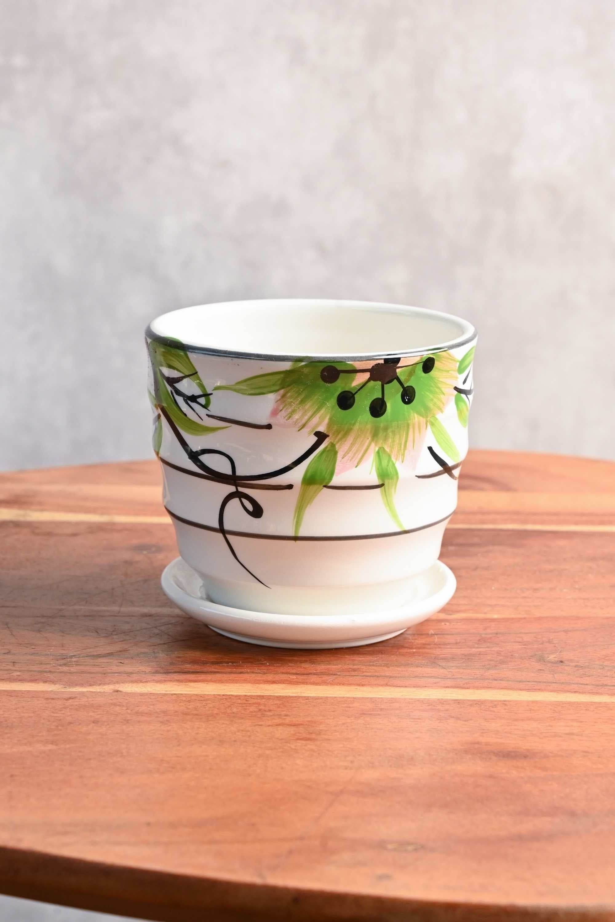 Ceramic Planters Tapered Ceramic Planter with Plate Tapered Ceramic Planter with Plate